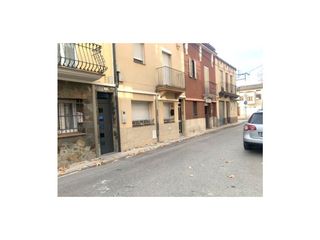 Casa adossada  Calle mujal. Casa navas