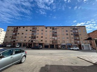 Piso  Edificios s simo. Se vende piso alquilado!!!!
