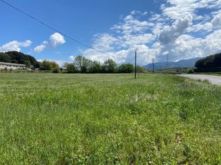 Terreno residencial en Seva. Esta pensando en hacerse una casa