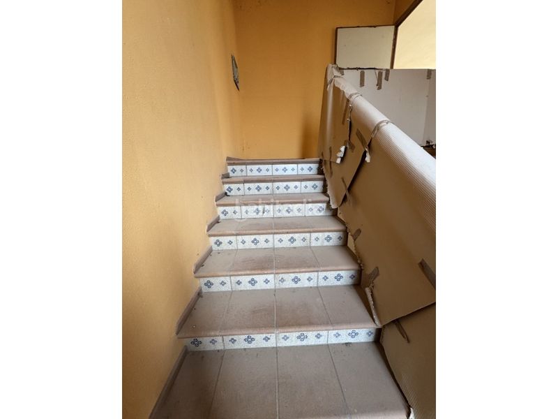 Foto 597d6cf4-209f-4b60-8a72-3cef35825ca8. Edificio  venta en Olvan