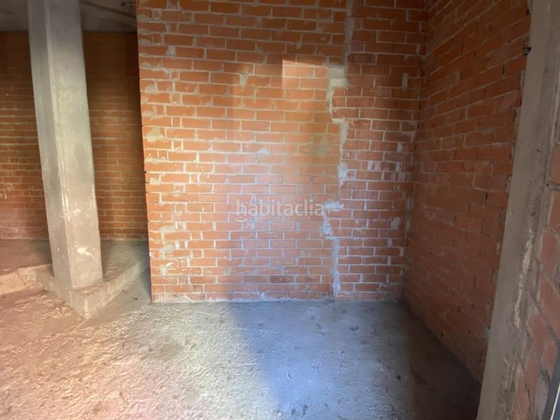 Foto 27736f24-9d9c-4d8c-a896-3a1d934ce7f2. Local commercial dans Parc Central Barberà del Vallès