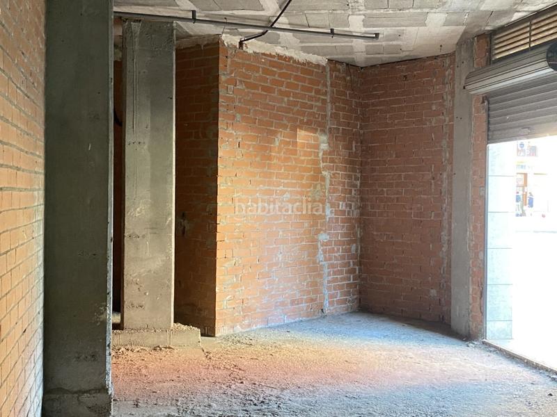 Foto 8b1c2c3a-631d-4050-b3c6-1e3846b8d563. Local commercial dans Parc Central Barberà del Vallès