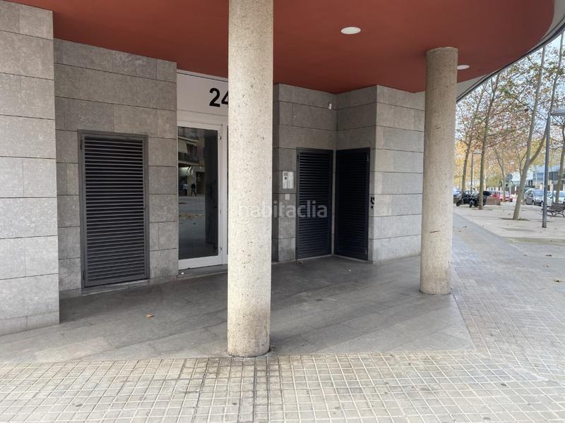 Foto b314507a-71ef-44b8-8c9c-c466e13f518e. Local commercial dans Parc Central Barberà del Vallès