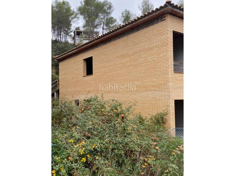 Foto d8bb3de2-32e3-4bb2-9687-1b1aff735324. Casa  4 habitaciones, triplex venta en Olivella