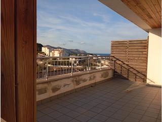 Apartament  Calle banyoles. Apartamento 2 habitaciones, duplex venta llançà