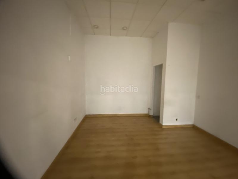 Foto 2d13b94f-502b-4a54-9c65-147f1b2f2f3a. Locale commerciale in Centre - Passeig i Rodalies Manresa