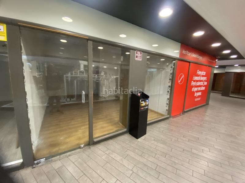 Foto 6bd4d391-44d4-42ed-8f85-27e69aaad88c. Locale commerciale in Centre - Passeig i Rodalies Manresa