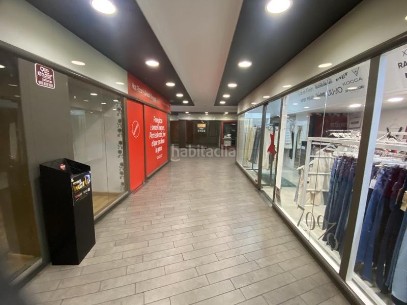 Foto a0453966-6508-4888-954e-496eab98a119. Locale commerciale in Centre - Passeig i Rodalies Manresa