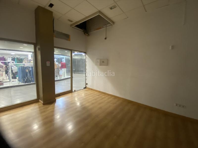 Foto ea437ecb-f6f4-4395-916a-a2a0f79d41c2. Locale commerciale in Centre - Passeig i Rodalies Manresa