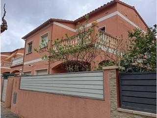 Casa adossada  N/a. Vivienda adosada  venta vilafant
