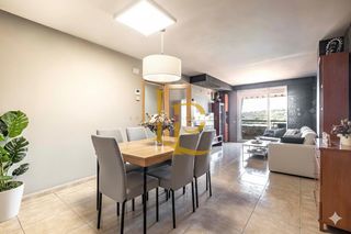 Duplex in Zona Nord. Precioso dúplex con vistas despejadas en venta en rubi