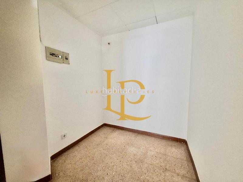 Foto cb1c3db0-b233-4610-98a8-cab42008bad4. Affitto locale commerciale in La Serreta Rubí