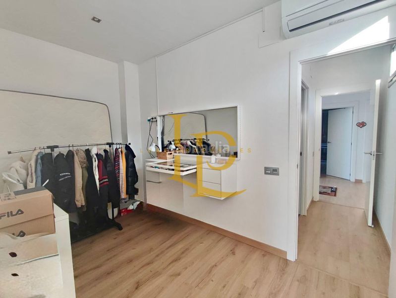 Foto bca88067-7694-4e1d-a753-2be2470d2b53. Casa amb xemeneia calefacció a Castellbisbal