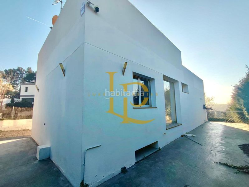 Foto d5337b38-071b-436d-8413-e077d31e600f. Casa amb xemeneia calefacció a Castellbisbal