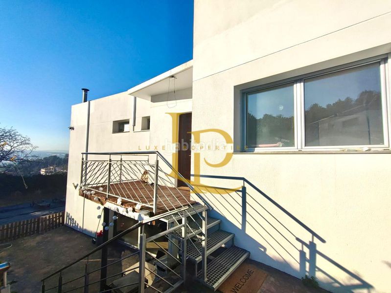 Foto fcb587bb-5b22-4bb5-9e9d-9cdc9083b786. Casa amb xemeneia calefacció a Castellbisbal