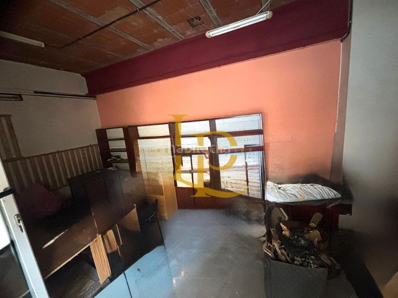 Foto 1e1f090c-65c2-4284-add6-7035130693d2. Local comercial a Ca n´Oriol Rubí