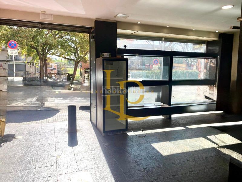 Foto 9bf295de-8322-4d25-9536-f19a46e479d0. Local comercial a Ca n´Oriol Rubí