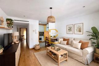 Pis a Centre. Exclusivo piso con terraza privada en rubí centro