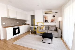 Duplex à Centre. Dúplex con alta rentabilidad en el centro de rubí: vivienda + es