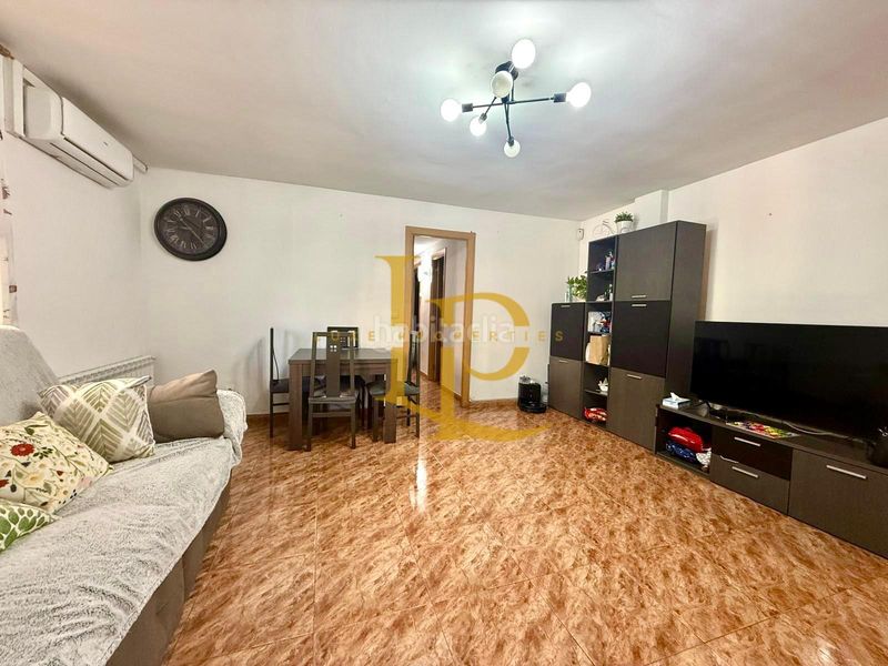 Foto 67e1c345-4f74-4029-be8b-f124fdc5dd57. Pis amb calefacció a Progrés Rubí