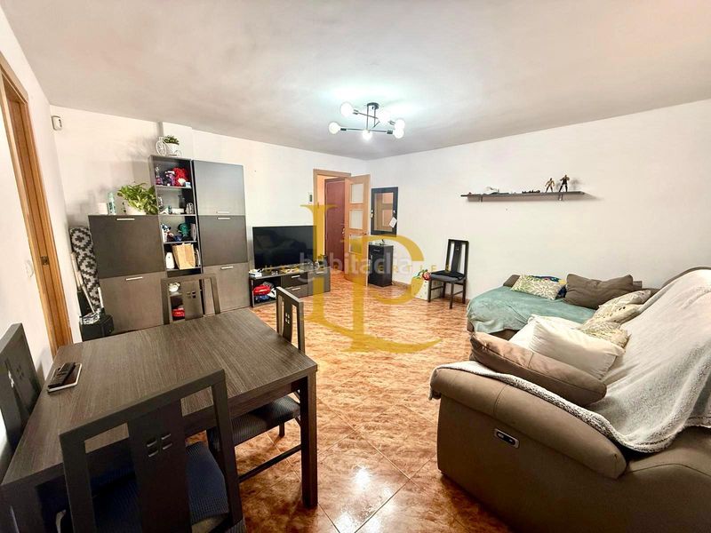 Foto 90b3f66b-8515-4b6d-97d0-dbea5fe1d709. Pis amb calefacció a Progrés Rubí