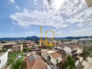 Pis a Can Vallhonrat. Acogedor piso en rubí – ideal también para inversión