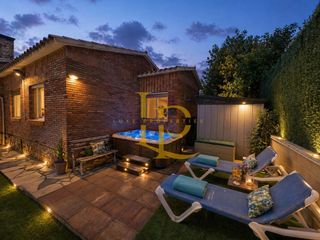 Casa a Caldes de Montbui. Preciosa casa con piscina y jardin en caldes de montbui barcelon