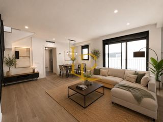 Dúplex a La Cogullada. Ático dúplex a estrenar con terraza, aerotermia y excelentes cal