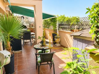 Ático  Passeig del bullidor. Espectacular ático de cuatro habitaciones con terrazas