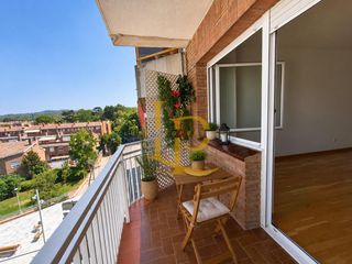 Pis a Centre - Estació. Piso con amplitud, luz y confort en sant cugat del vallès