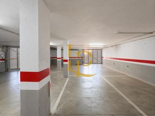 Autoparkplatz in Can Fatjó-Sant Jordi Park-Plana del Castell. Plaza de parking y trastero en sant jordi park, rubí