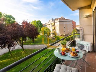 Pis a Can Fatj�-Sant Jordi Park-Plana del Castell. Precioso piso de dos habitaciones con balc�n , garaje y trastero