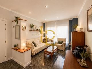 Pis a Can Rull. Precioso piso de tres habitaciones con balcón y parking en sabad