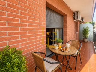 Dúplex  Carrer de la mare de déu de lourdes. Precioso dúplex con terraza, garaje y trastero en rubí