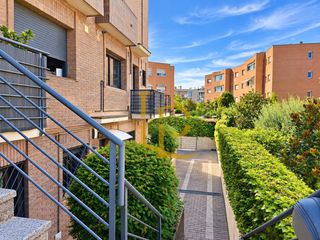 Zweistöckige Wohnung in Carrer de Castella 34