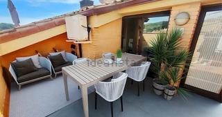 Dúplex a Ca n´Oriol. Precioso dúplex muy luminoso con terraza , garaje y trastero