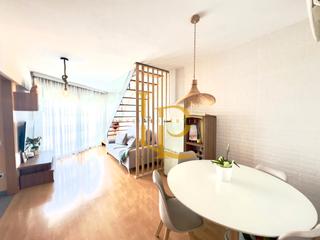Dúplex en La Serreta. Precioso dúplex de dos  habitaciones con  preciosa terraza y bal