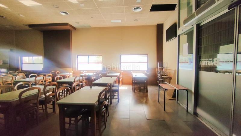 Foto 3750586f-7be6-44a4-a67f-fcb41b3e7911. Business premise with heating in Can Roses Rubí