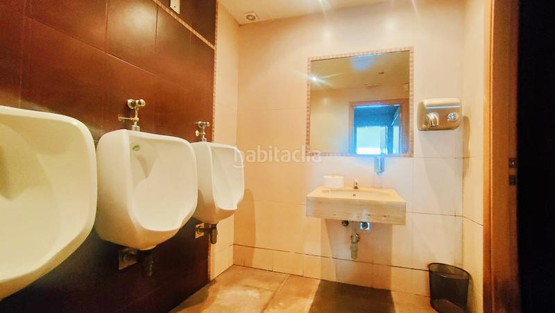 Foto 746c3a03-3764-4b8e-b831-d0bd4081d2b4. Business premise with heating in Can Roses Rubí