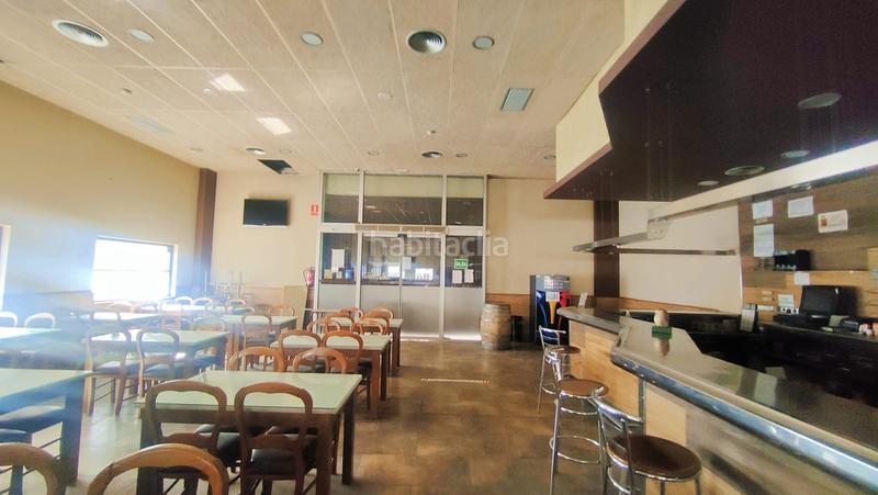 Foto 8832a676-6ce7-44d3-bc50-d80568fdb135. Business premise with heating in Can Roses Rubí