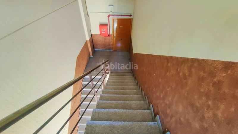 Foto a98eac89-2e6f-40b4-8596-c19cd638e4f8. Business premise with heating in Can Roses Rubí