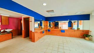 Local commercial à Passatge de sant daniel 4. Local en venta en passatge sant daniel en cerdanyola