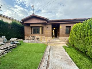 Xalet a Casar (El). **casa independiente con espectaculares vistas en venta en urb.