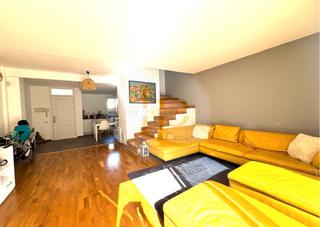 Maison jumelée à Ca n´Oriol. Maravillosa casa adosada exterior con 3 habitaciones y gran terr