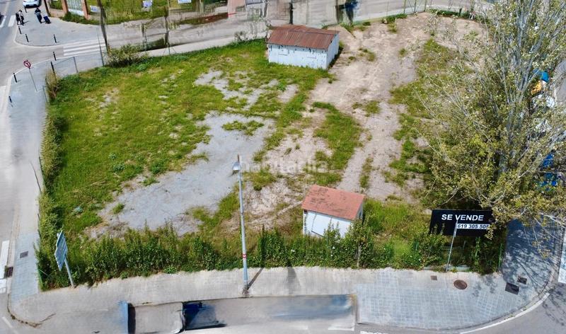 Foto ad350ff7-18b0-47f3-b860-985f22514c5d. Terreny residencial a Mercat Rubí
