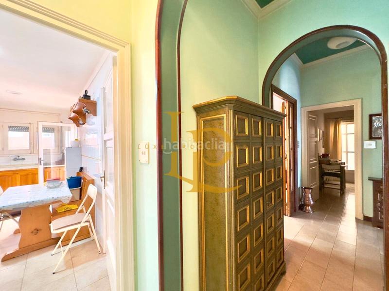 Foto 3f9c515f-6861-4f99-8723-5c42ce9d5d3c. Semi detached house with heating parking in Ca n'Aurell Terrassa