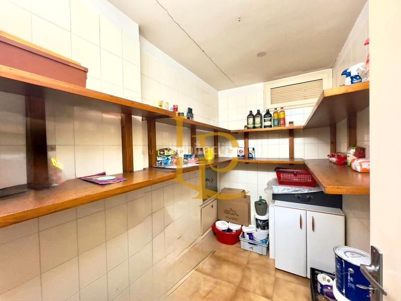 Foto 6e112fa1-ca81-4f3e-8b06-e2a071bd0964. Semi detached house with heating parking in Ca n'Aurell Terrassa