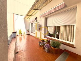 Reihenhaus  Carrer del doctor ullés. Preciosa casa con terraza y garaje en una zona privilegiada