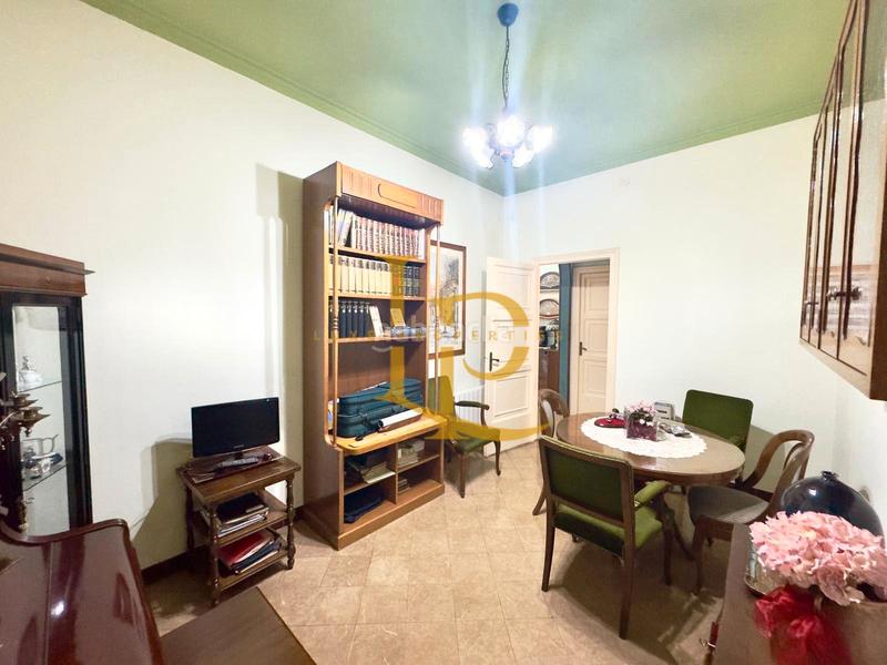 Foto b96b8cd9-6f8c-4916-9f7d-288bab51e0a2. Semi detached house with heating parking in Ca n'Aurell Terrassa