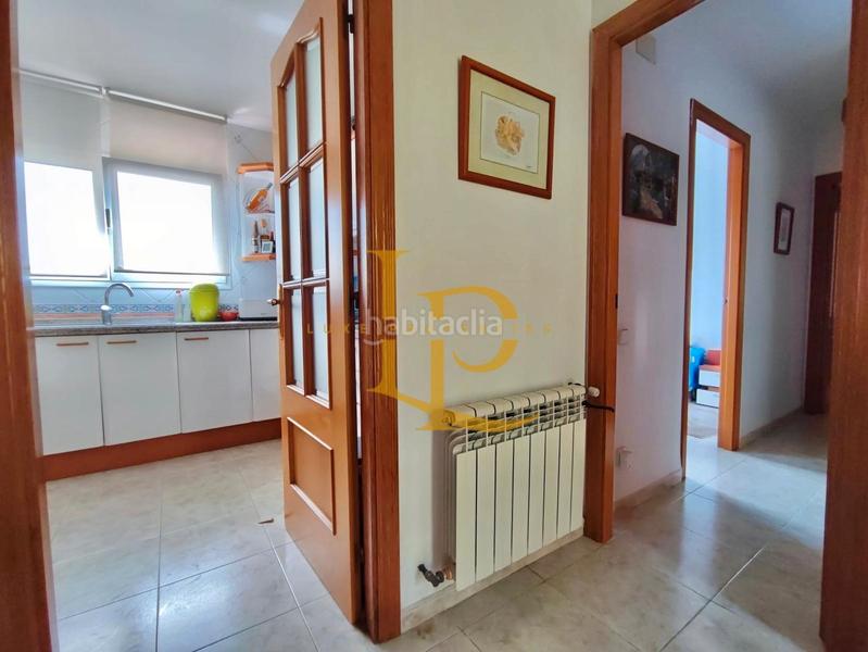 Foto 63adb239-f618-4cf8-b39c-9a67b1c81f8c. Xalet amb calefacció aparcament piscina a Can Vinyals Esparreguera